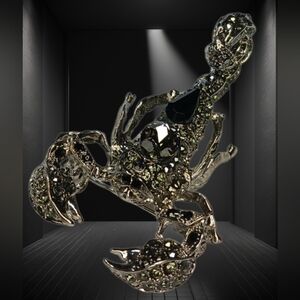 Scorpion Crystal Rhinestone Bling Articulated Stinger Brooch Pendant